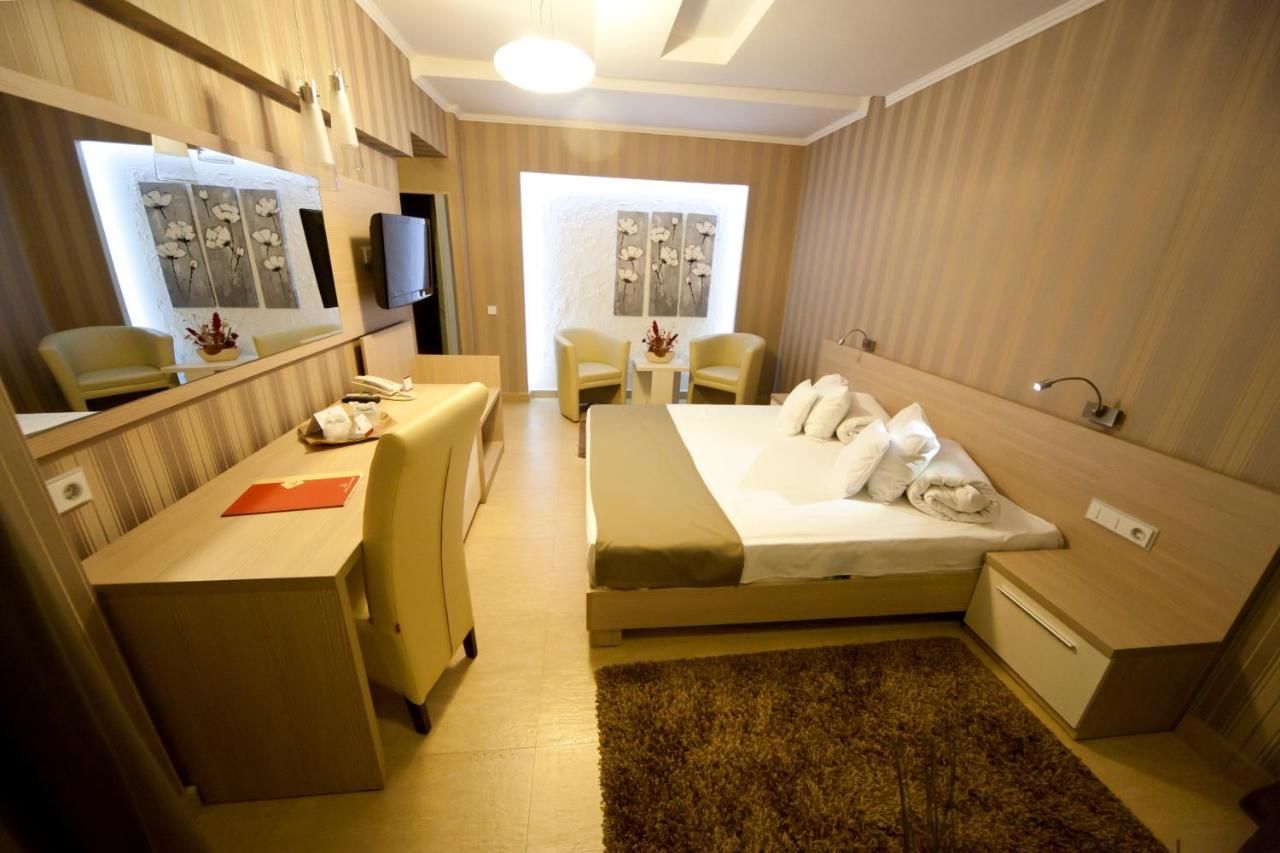 Отель Hotel Confort Клуж-Напока-34
